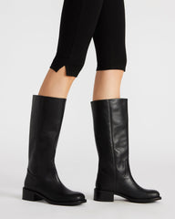 RIGGS BLACK LEATHER - SM REBOOTED