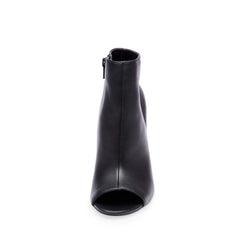 KICKING BLACK LEATHER - SM REBOOTED