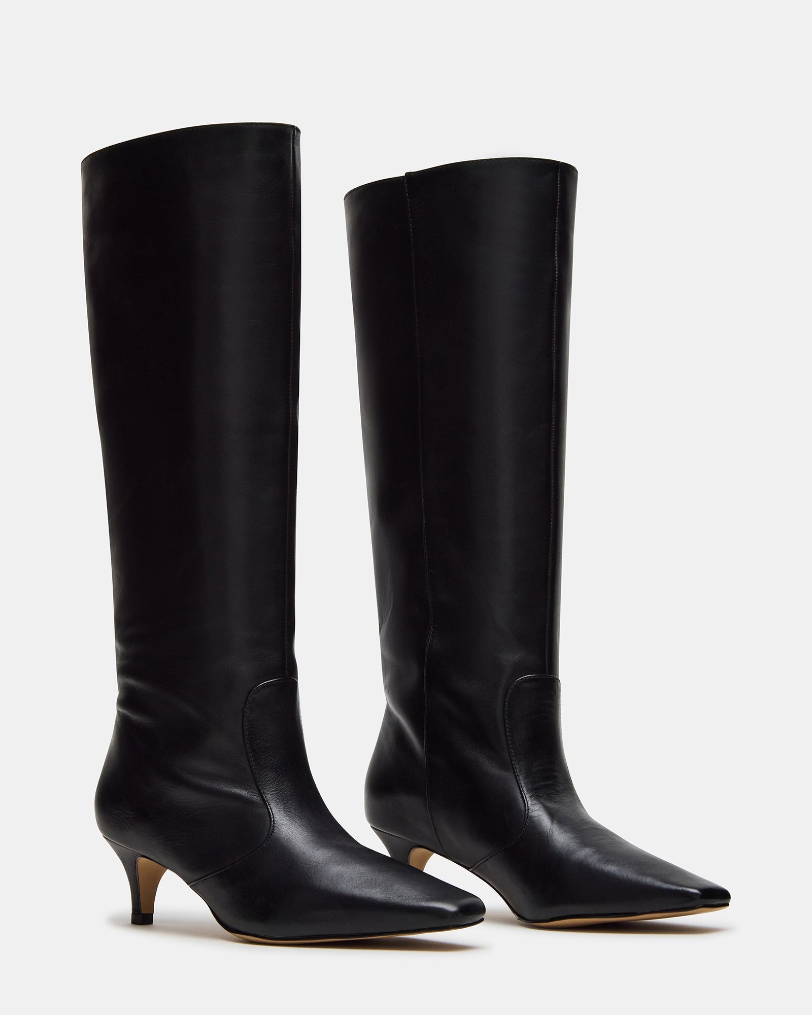 LANDER BLACK LEATHER - SM REBOOTED